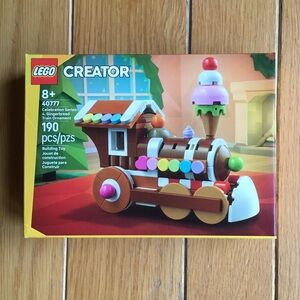 NEW LEGO Holiday Celebration Series Gingerbread Train Ornament 40777